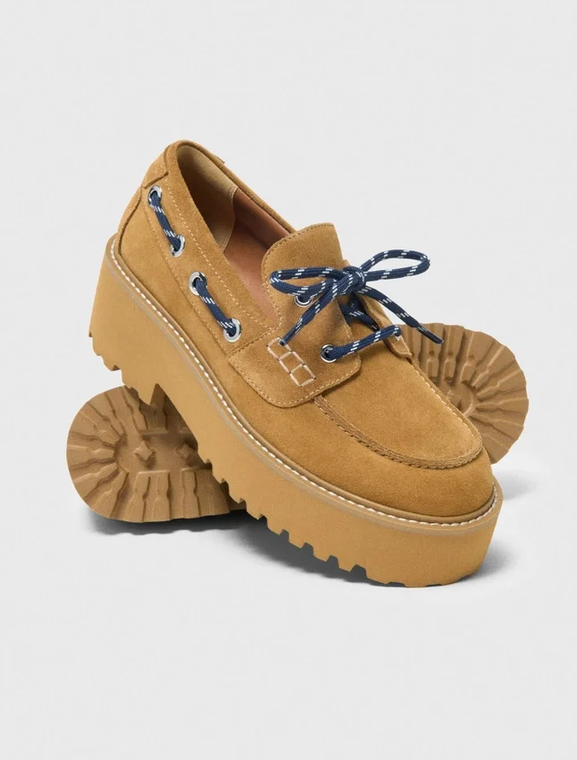 Suede platform boat shoes Suede platform boat shoes