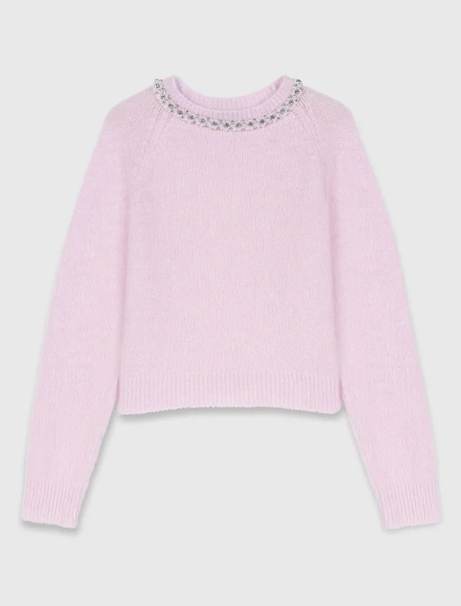 Sweater with jewelry collar Sweater with jewelry collar