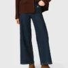 Wide jeans with patch pockets