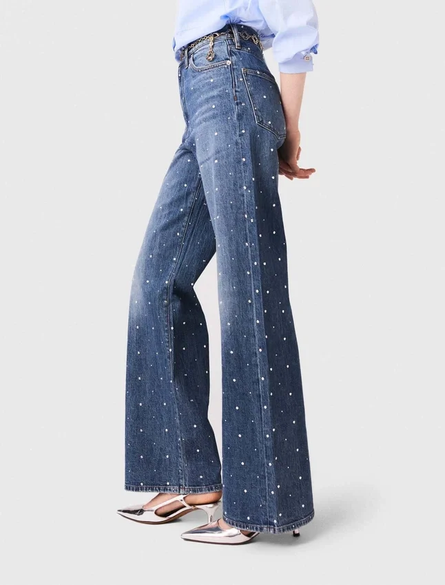 Wide-leg denim jeans with studs Wide-leg denim jeans with studs