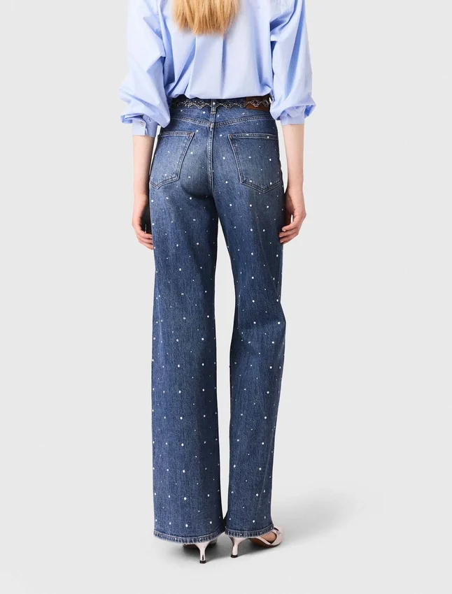 Wide-leg denim jeans with studs Wide-leg denim jeans with studs