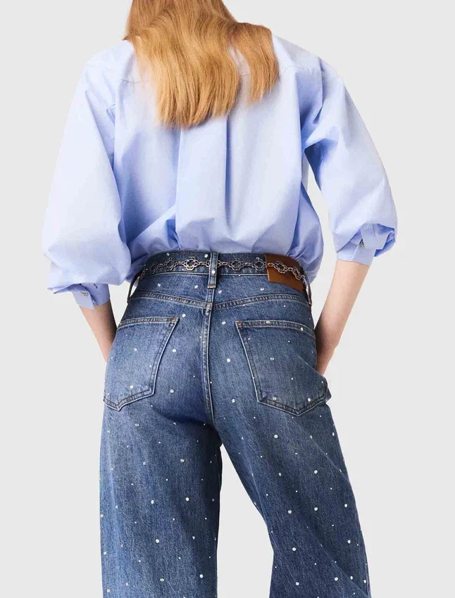 Wide-leg denim jeans with studs Wide-leg denim jeans with studs