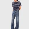 Wide-leg jeans