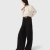 Wide-leg suit trousers