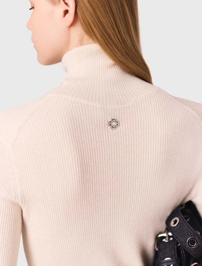 Wool and silk sweater Wool and silk sweater