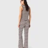 Zigzag crochet top